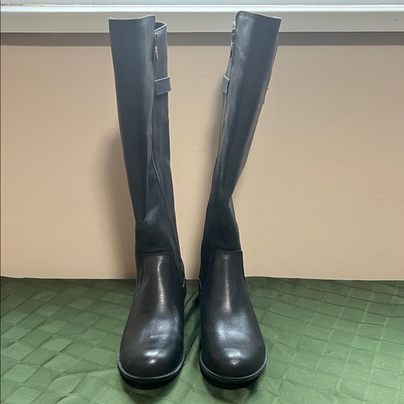 Shoes - NWOT Women's Black Tall Leather Boots - Classic Knee-High Style